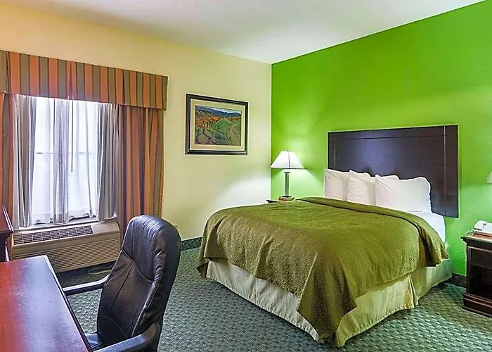 Quality & - Chicago Southland Hotel