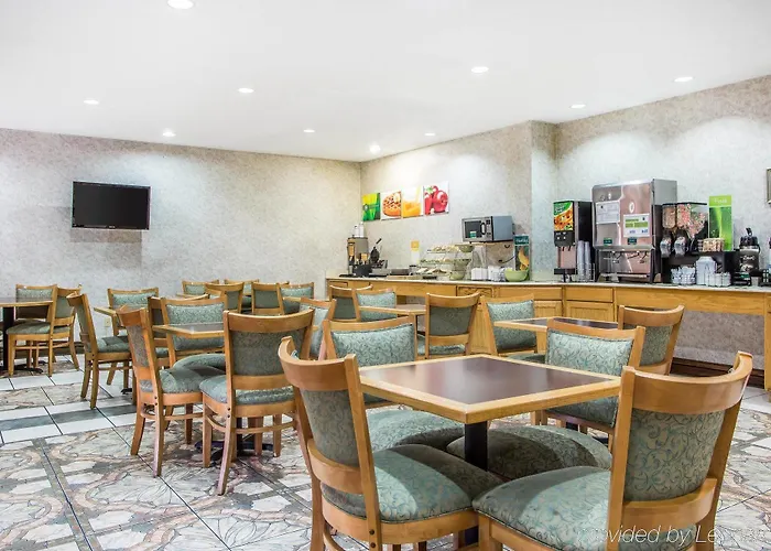Quality & - Chicago Southland 3* Harvey